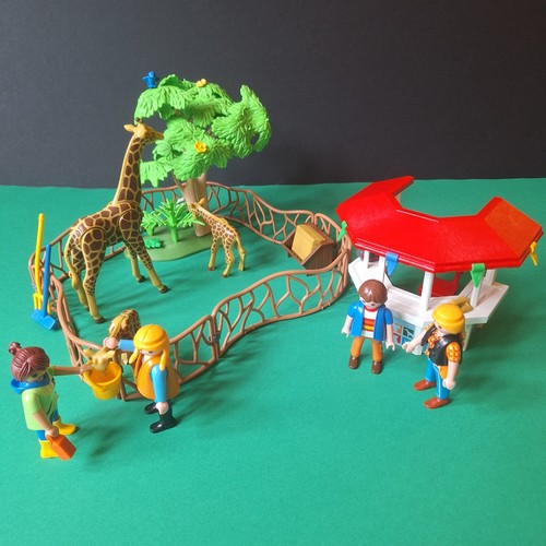 Playmobil giraffe zoo - playmobil,